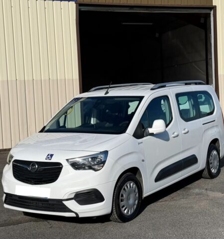Opel combo TPMR 5 + 1 fauteuil roulant